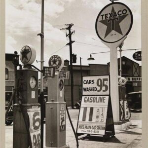 We Remember Service Stations of the Past – Even Gas Pumps Had Classy Style Back Then!