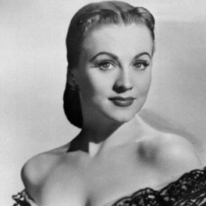 Remembering Anne Jeffreys: A Timeless Star of Hollywood’s Golden Era